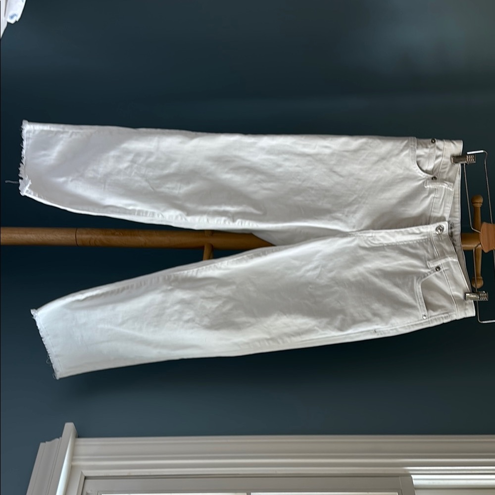 Tommy Bahama White Ankle & Cropped Jeans